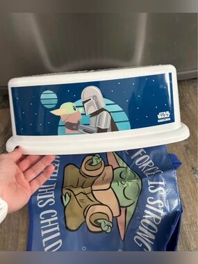 Star Wars The Mandalorian Baby Yoda (Grogu) step stool - and tote bag